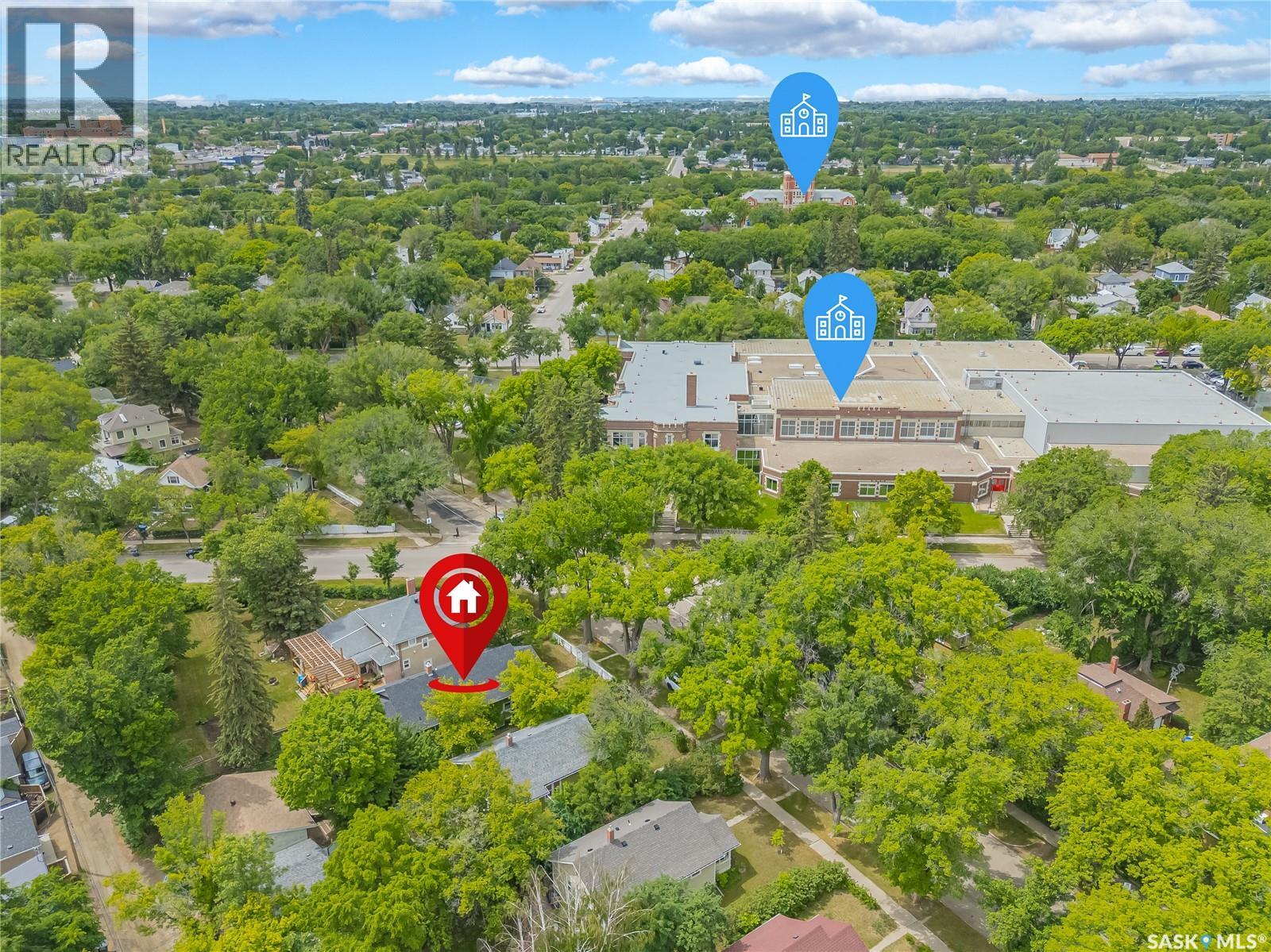 621 Bedford ROAD - photo 2