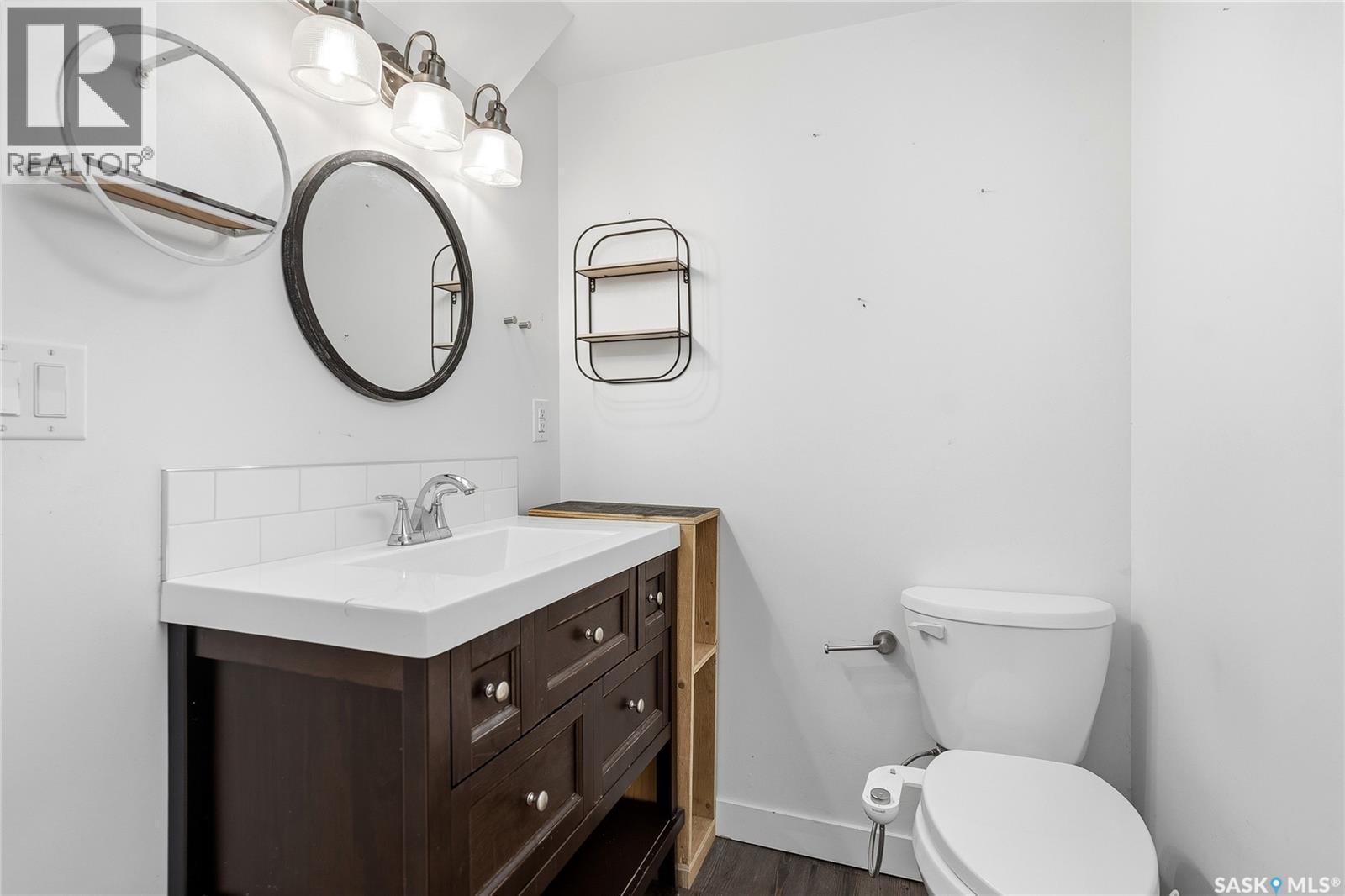 621 Bedford ROAD — photo 38