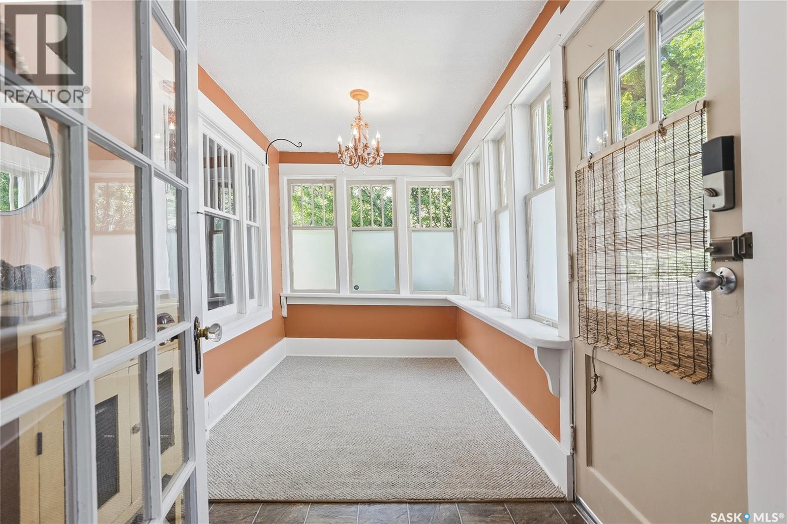 621 Bedford ROAD - photo 5