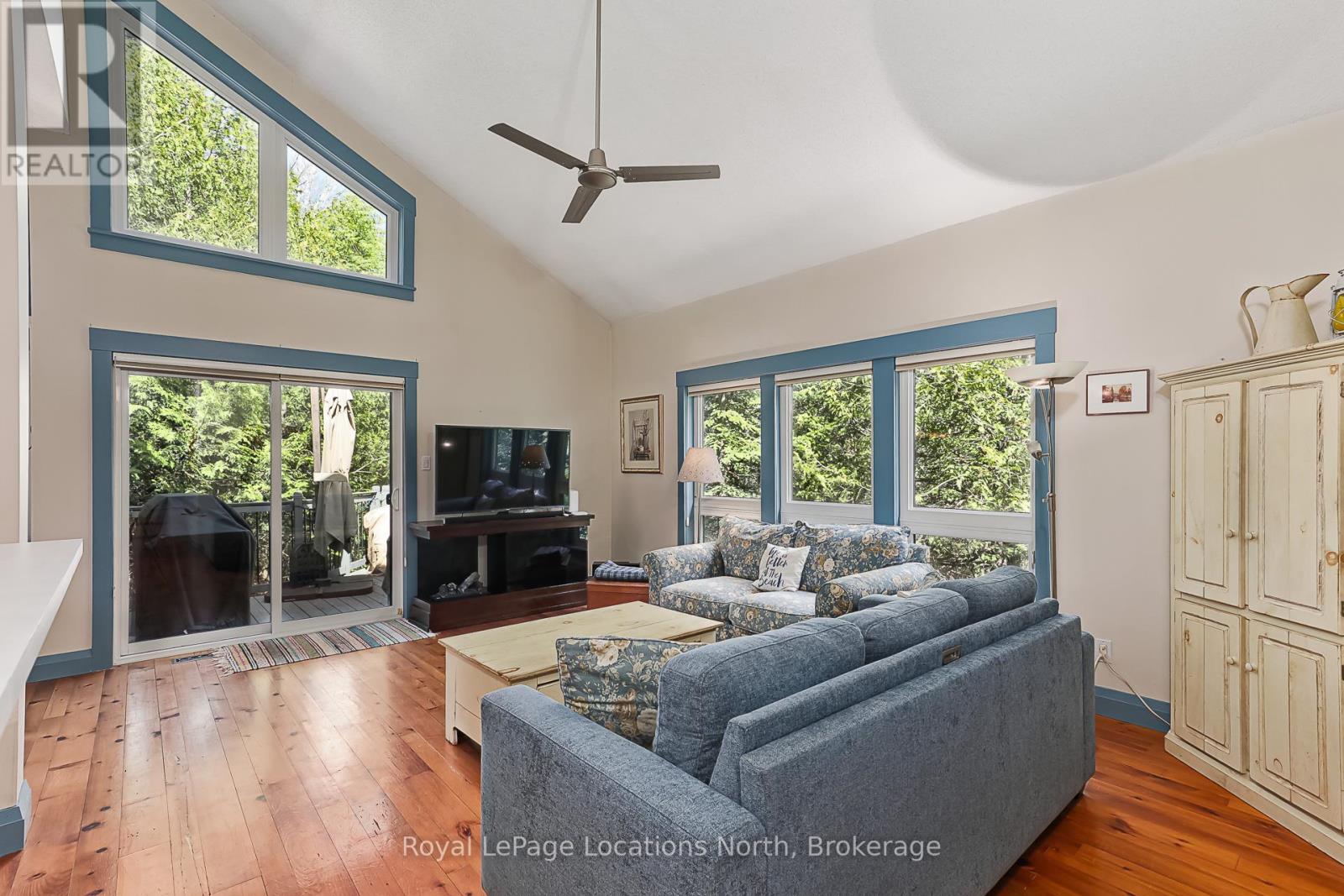 105 WOODLAND PARK ROAD - 15