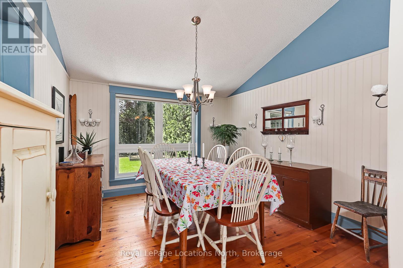 105 WOODLAND PARK ROAD - 26