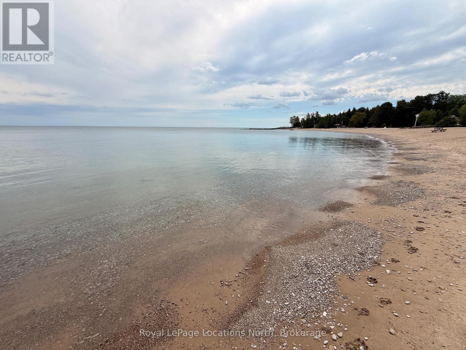 105 WOODLAND PARK ROAD - 5
