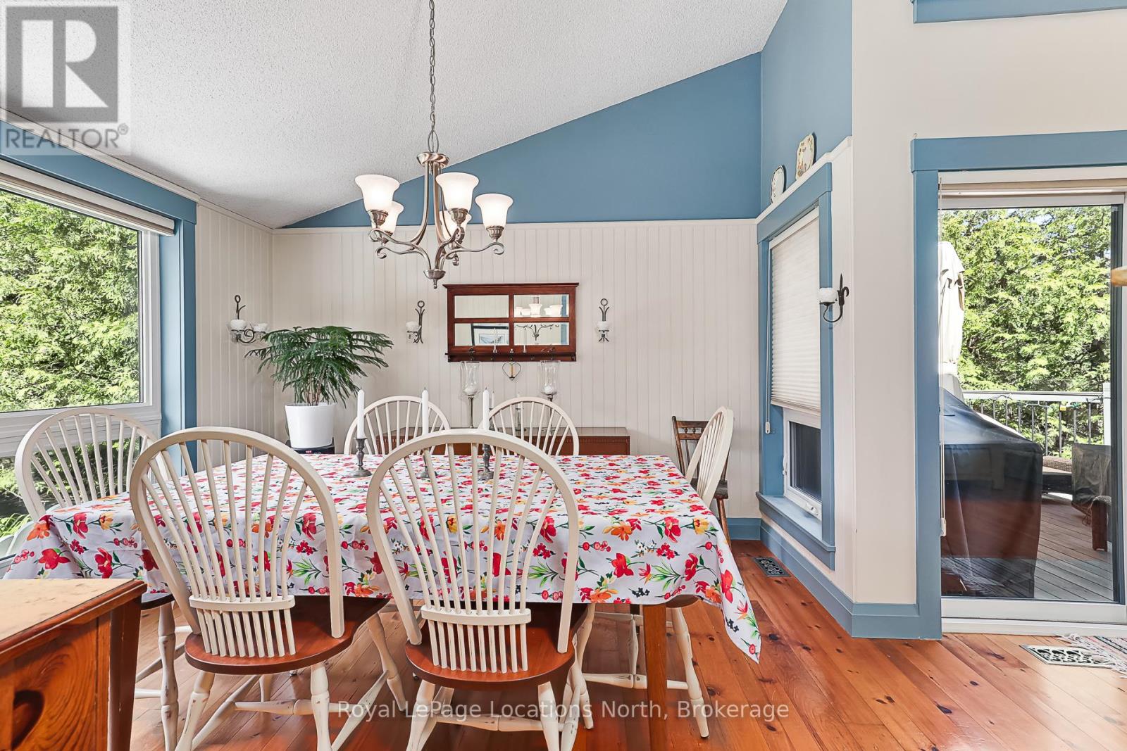 105 WOODLAND PARK ROAD - 25