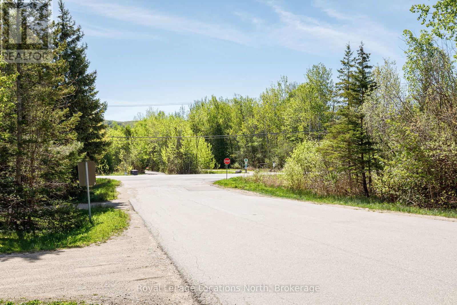 105 WOODLAND PARK ROAD - 50