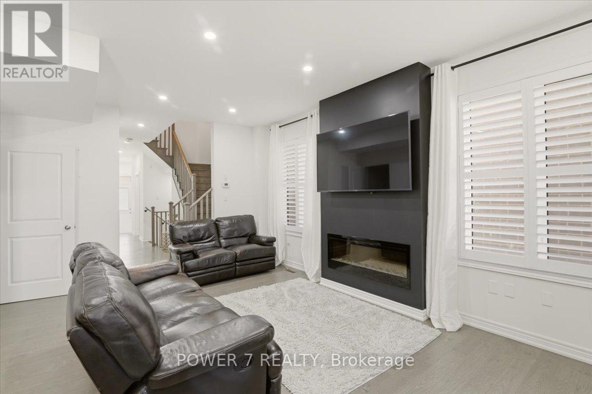 94 CONARTY CRESCENT - 6