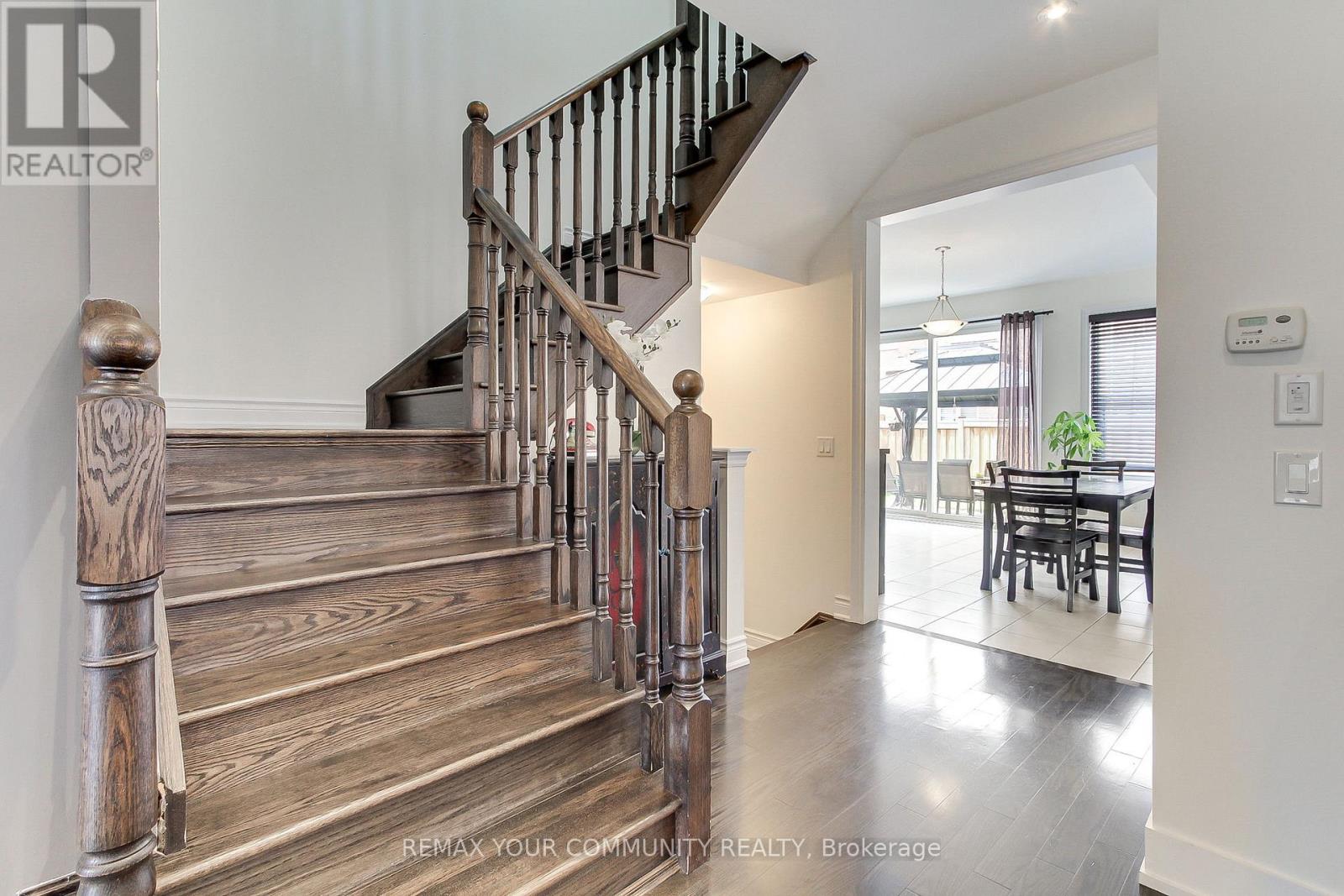 26 HODGSON ROAD N - 11