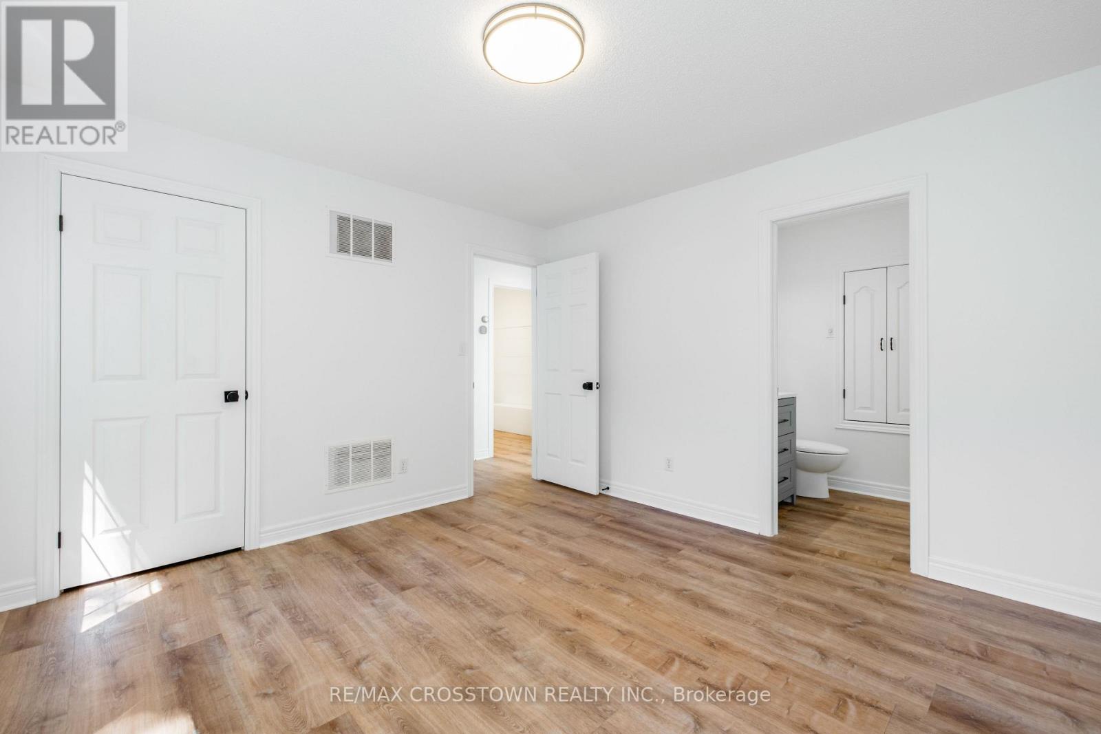 1799 CHAMPLAIN ROAD - 23