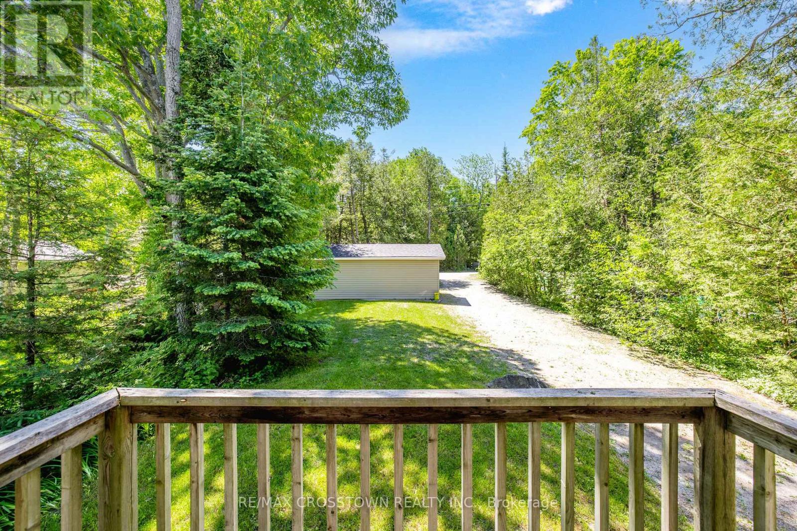 1799 CHAMPLAIN ROAD - 26