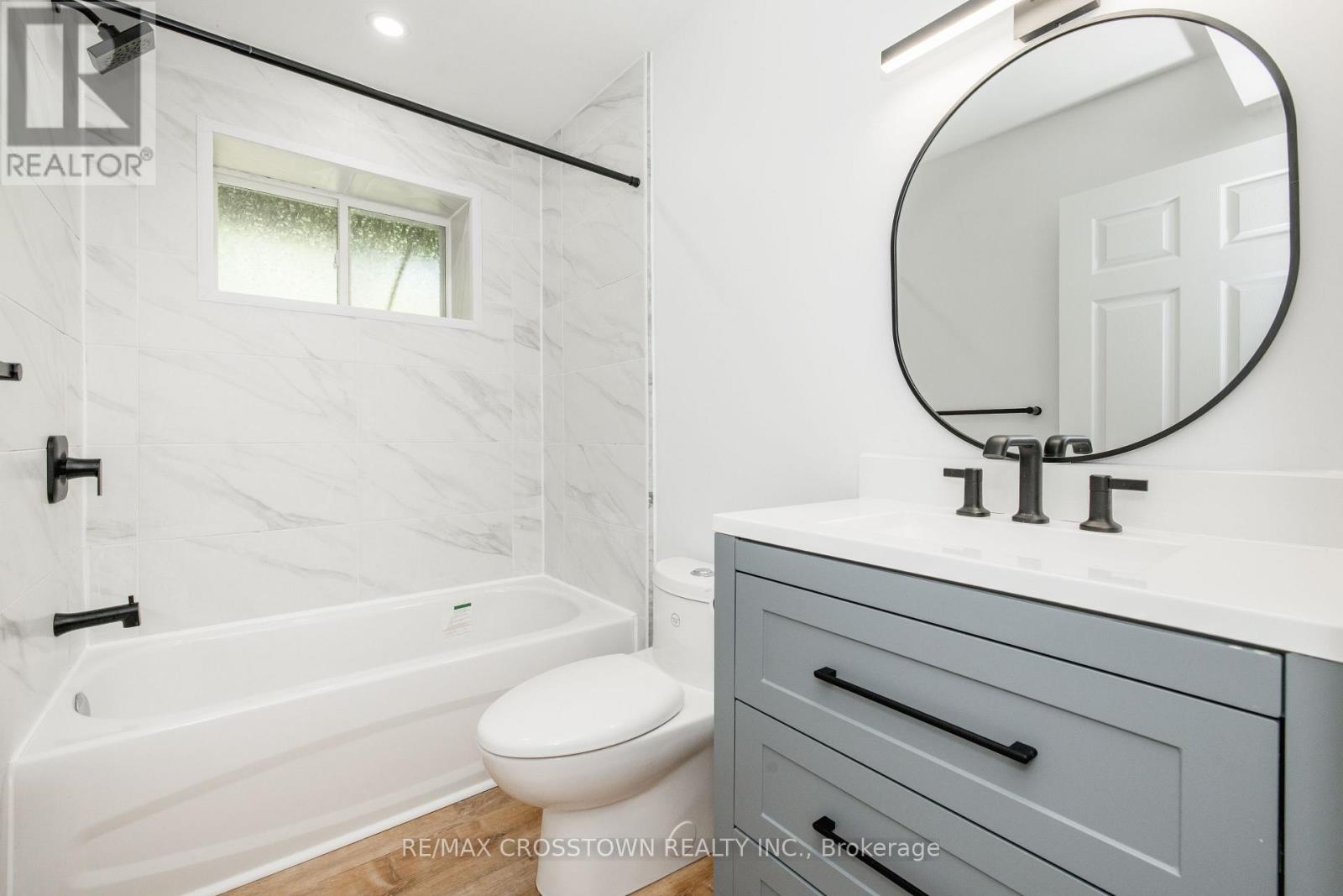 1799 CHAMPLAIN ROAD - 30
