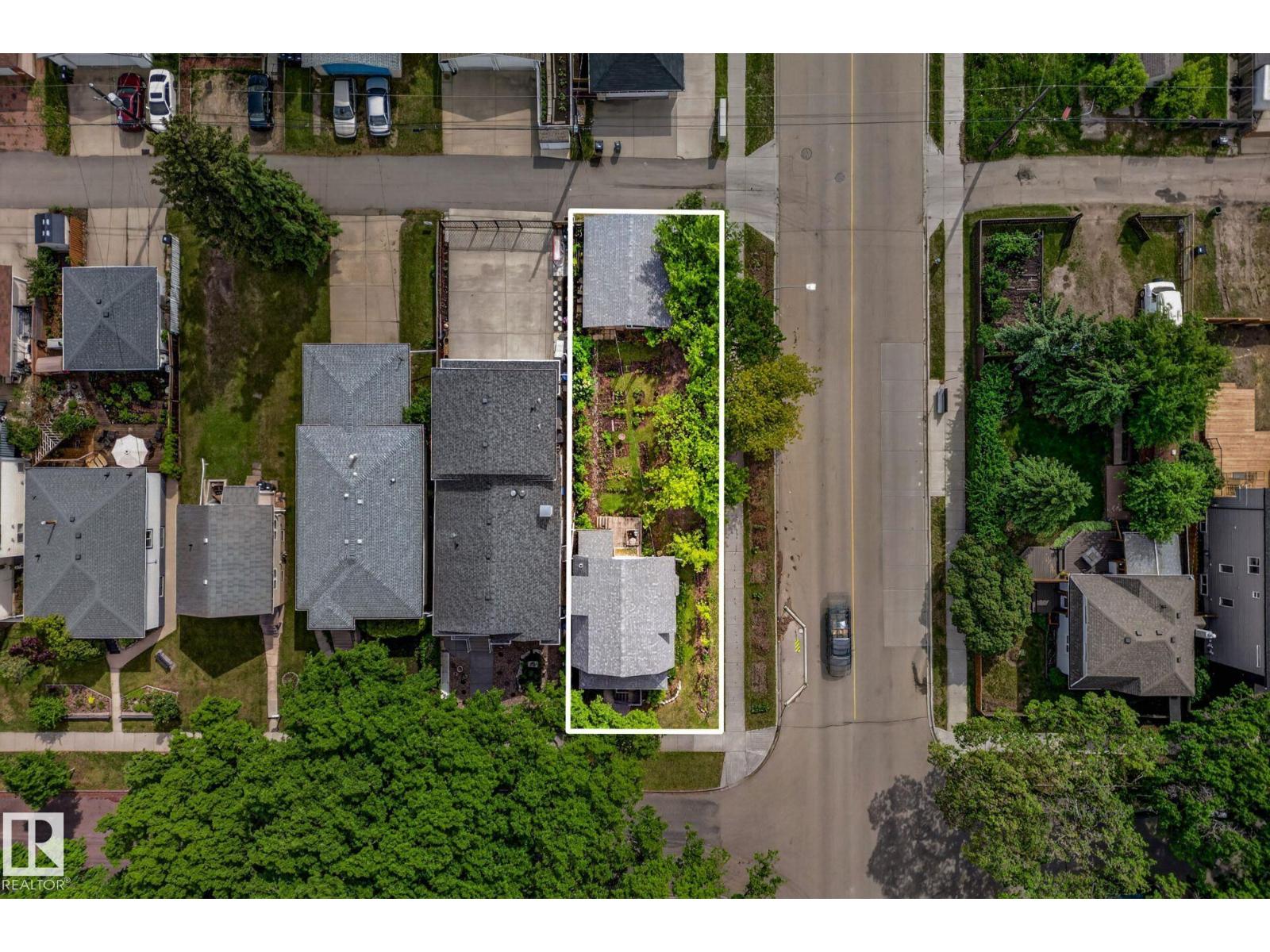 12201 95 ST NW - 3