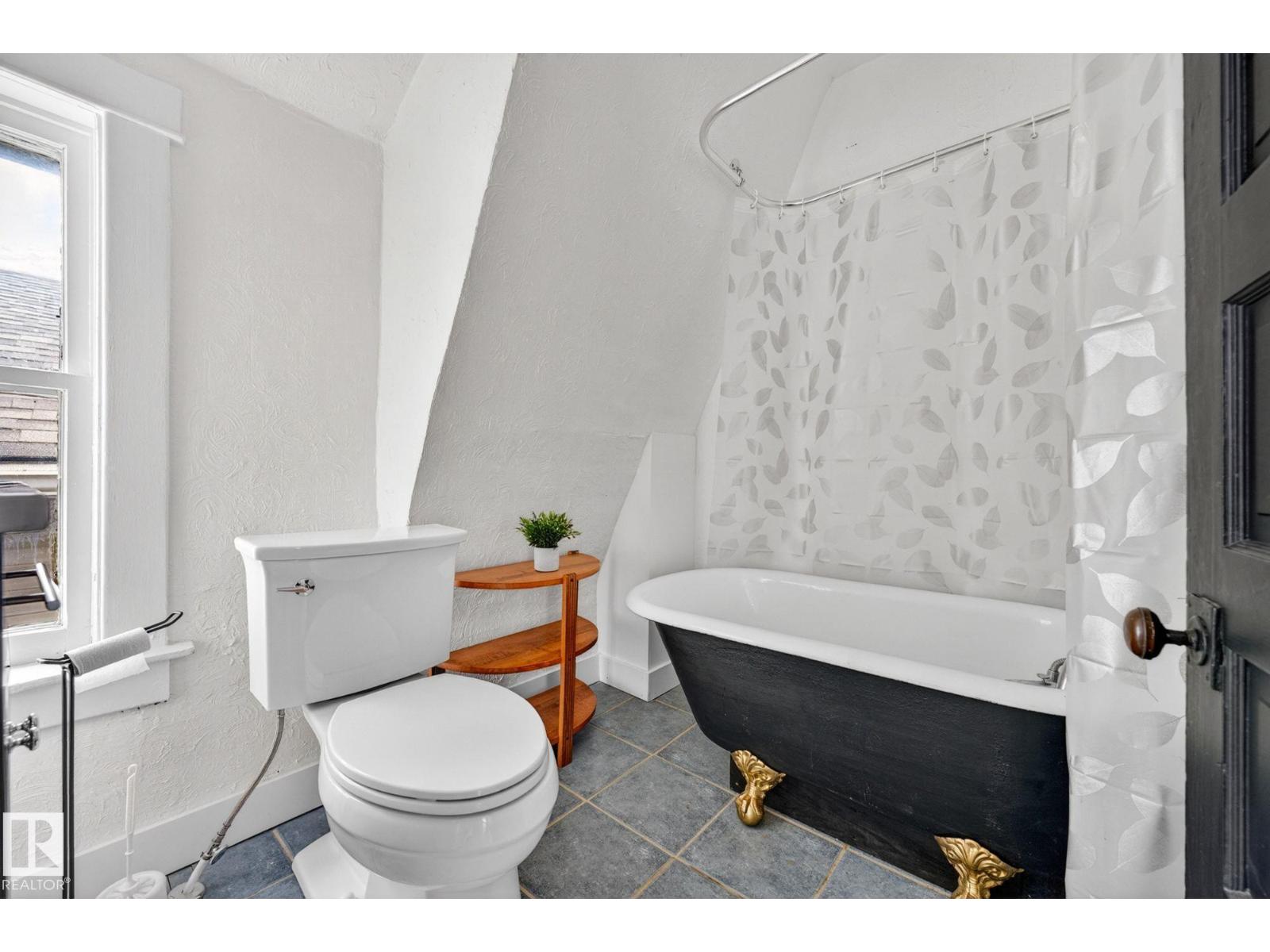 12201 95 ST NW - 13