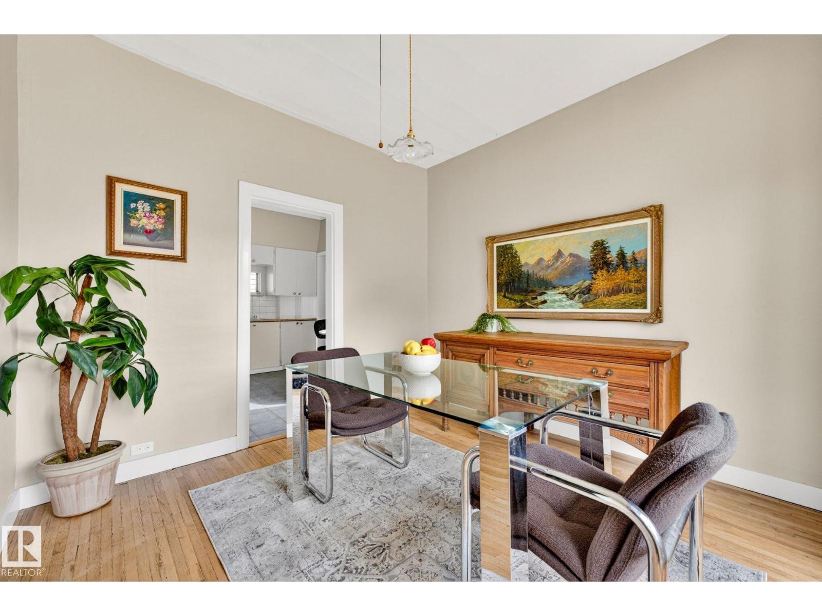 12201 95 ST NW - 24