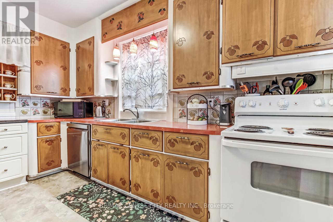 92 FOREST AVENUE - 11