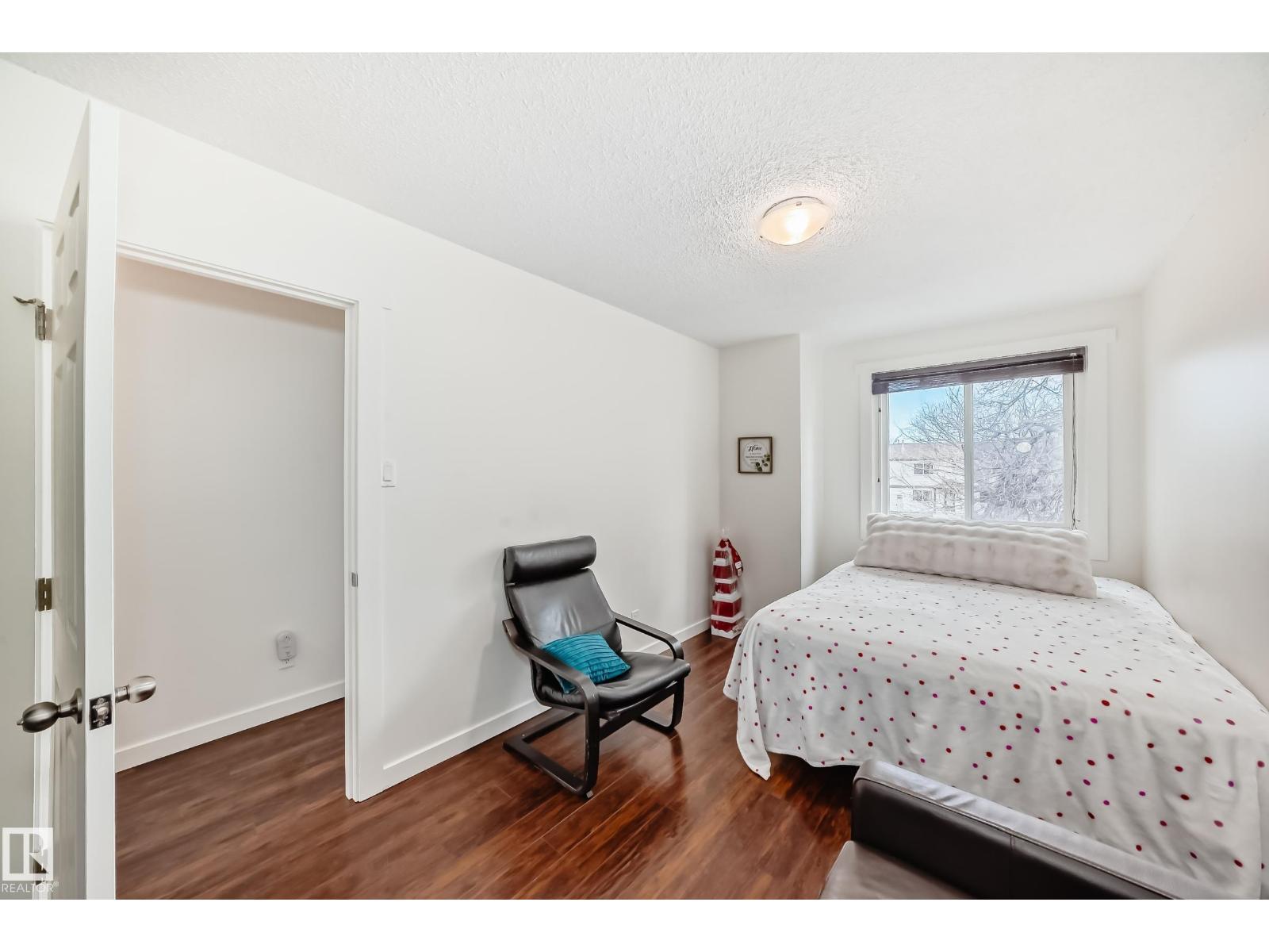 75 AMBERLY CO NW - 21