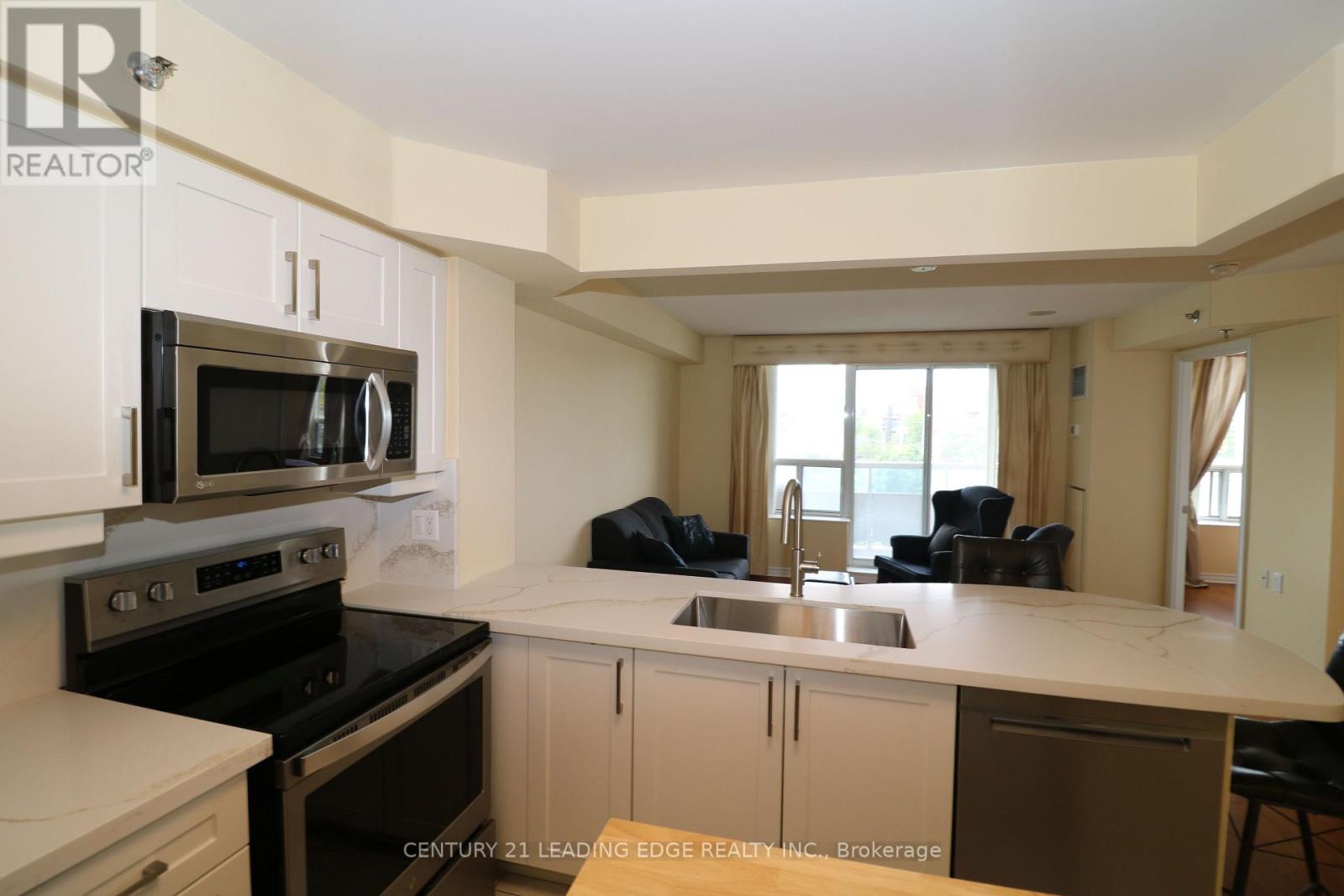 #305 4640 KIMBERMOUNT AVENUE - 3