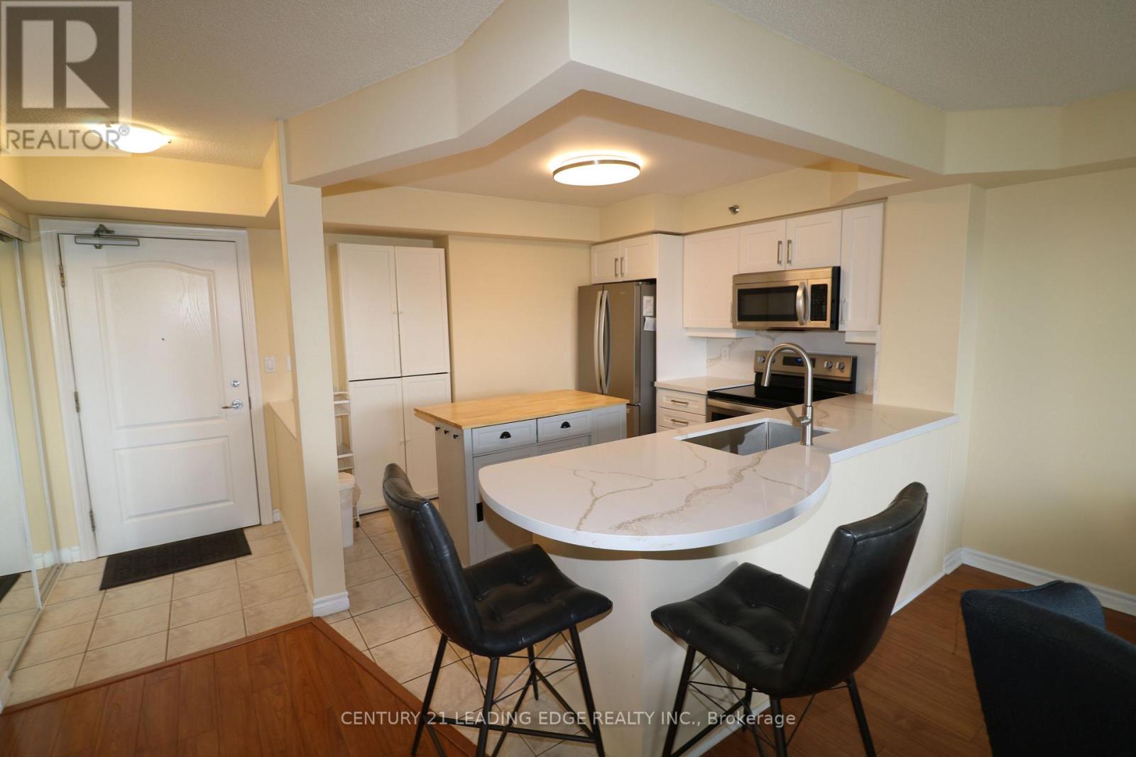 #305 4640 KIMBERMOUNT AVENUE - 5