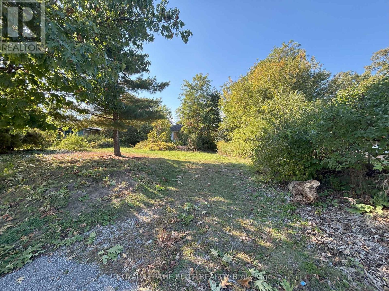1631 EGLINTON AVENUE W - 11