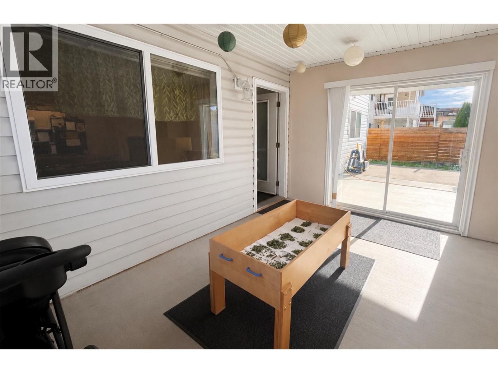  310 Hillaby Avenue, Kelowna