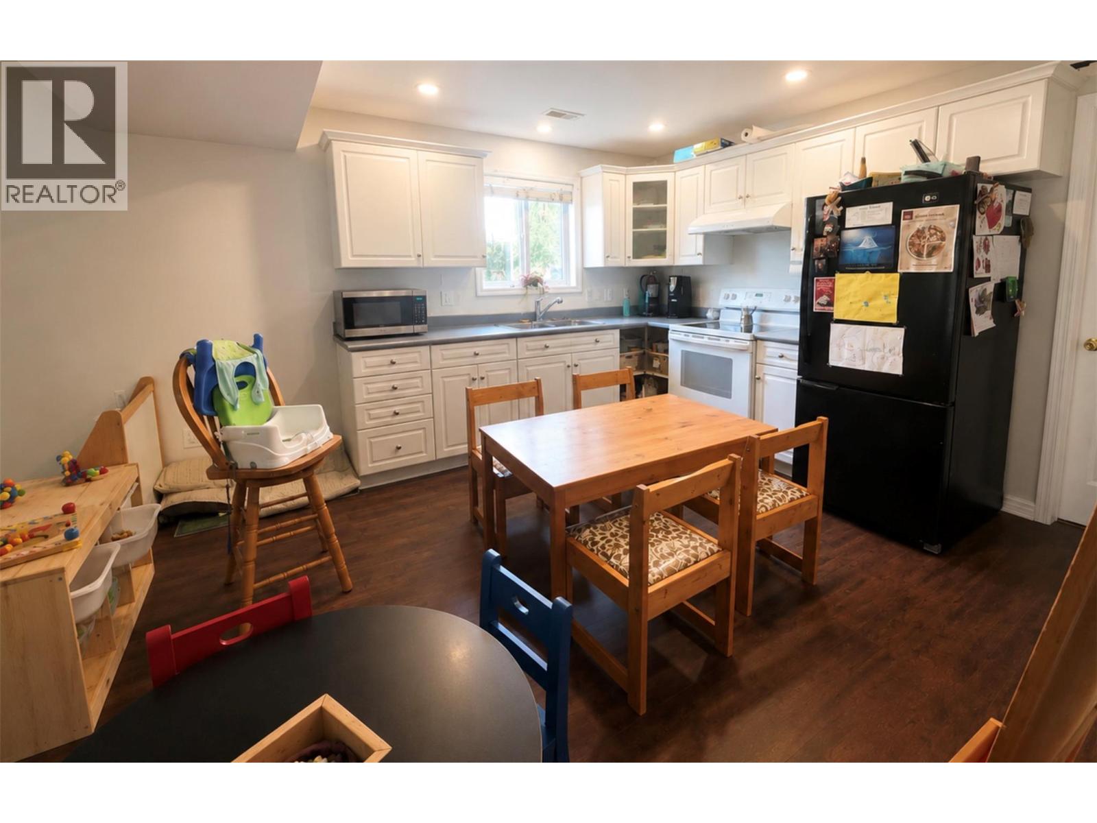  310 Hillaby Avenue, Kelowna