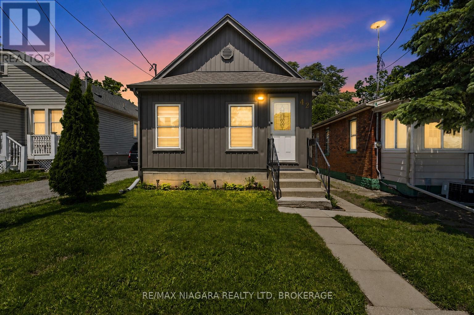 42 MCCORMICK STREET - 1