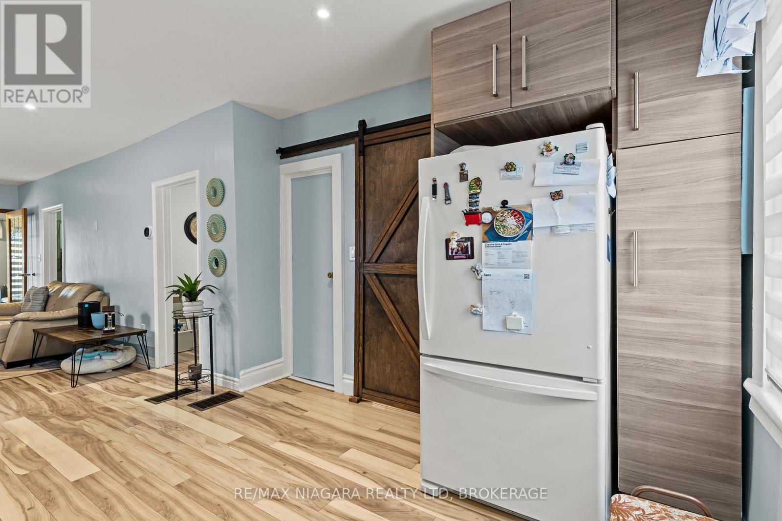 42 MCCORMICK STREET - 16