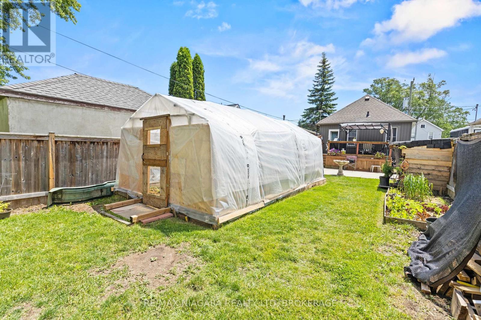 42 MCCORMICK STREET - 23