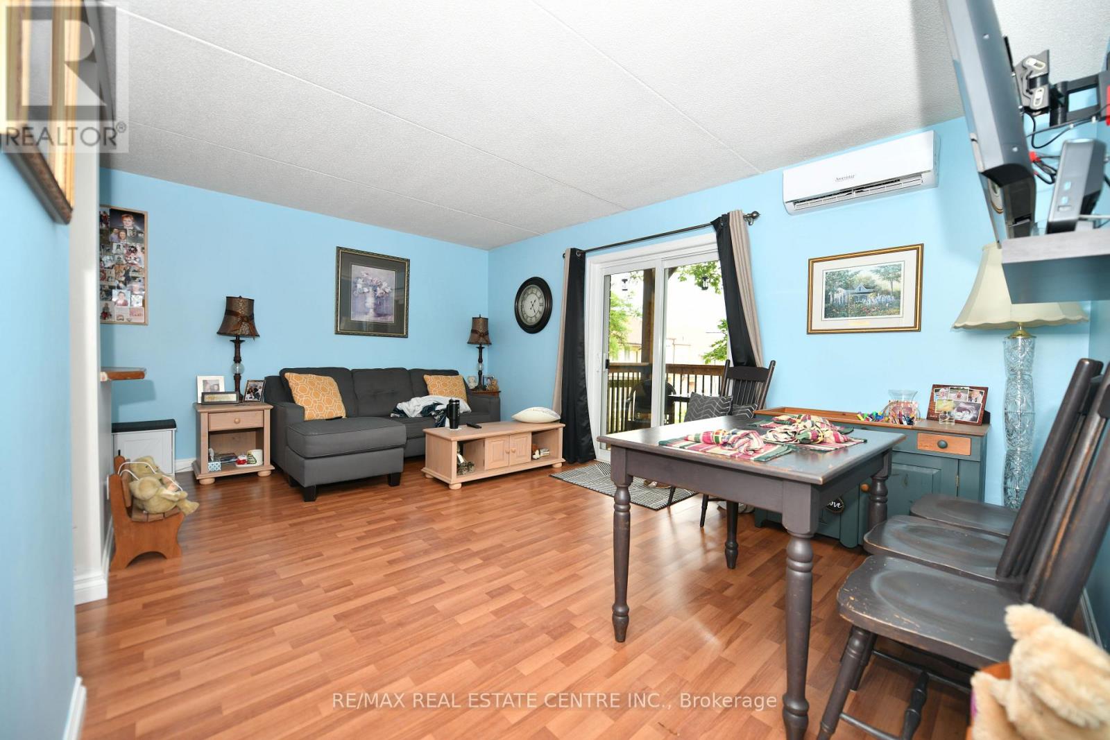 #206 266 OVERLEA DRIVE - 2