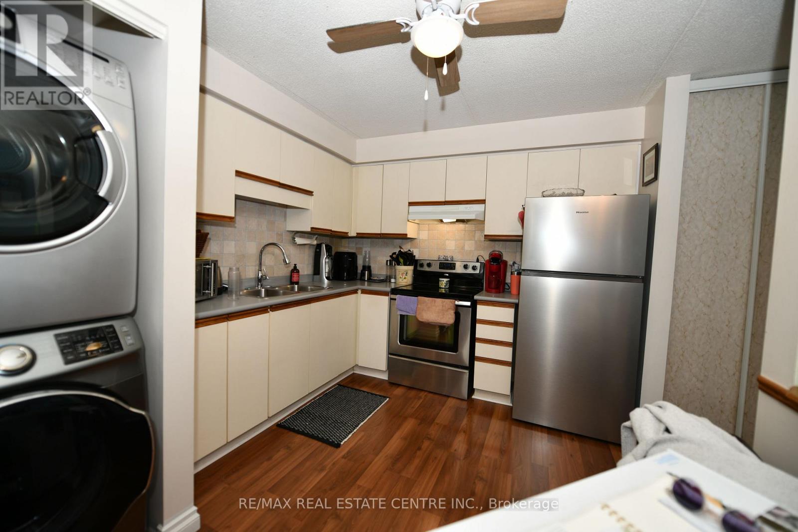 #206 266 OVERLEA DRIVE - 5