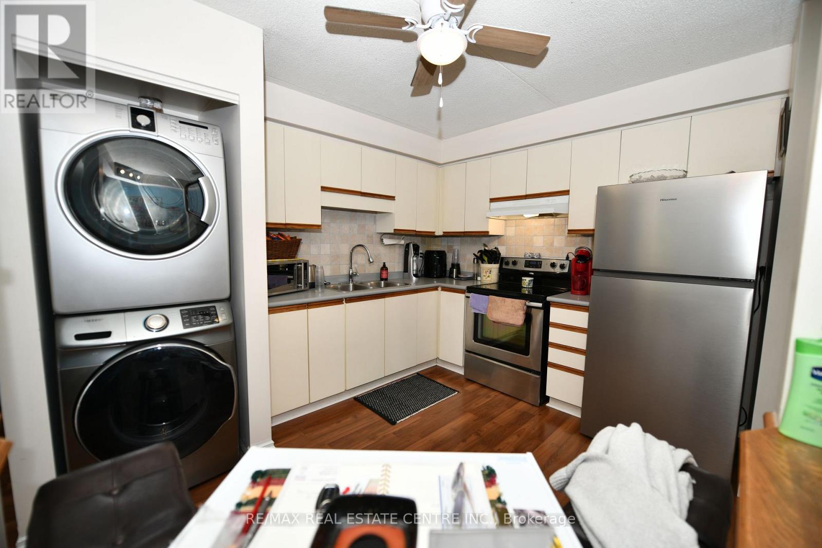 #206 266 OVERLEA DRIVE - 6