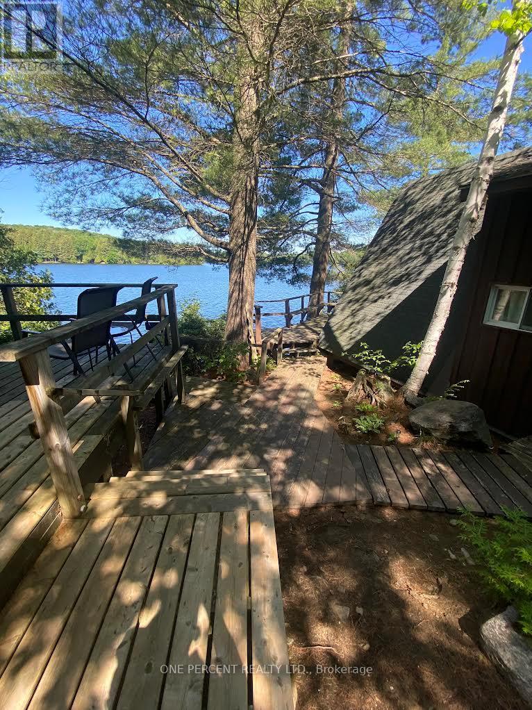24 ISLAND A CAMP LAKE ISLAND - 13