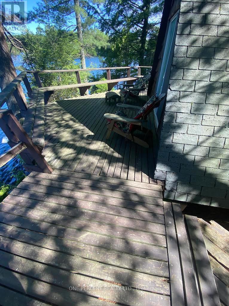 24 ISLAND A CAMP LAKE ISLAND - 15
