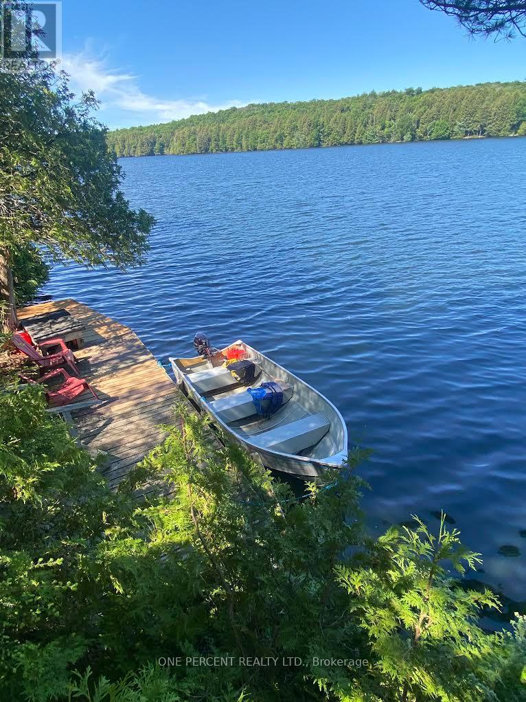 24 ISLAND A CAMP LAKE ISLAND - 17