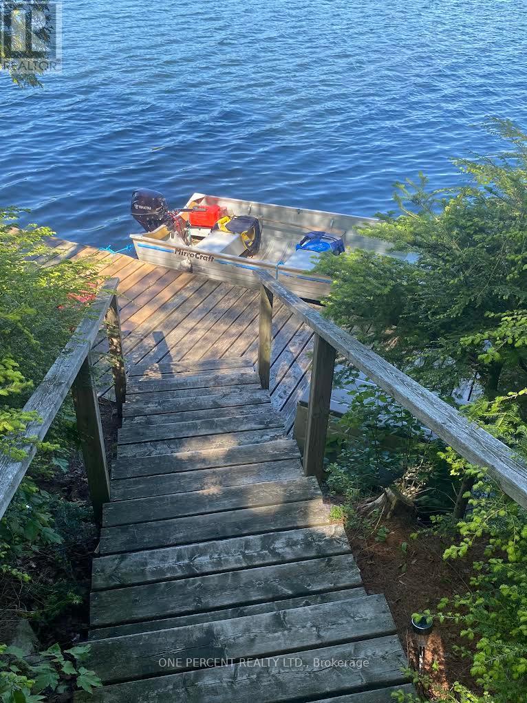 24 ISLAND A CAMP LAKE ISLAND - 24