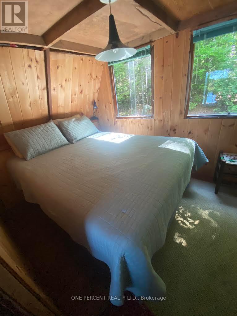 24 ISLAND A CAMP LAKE ISLAND - 37