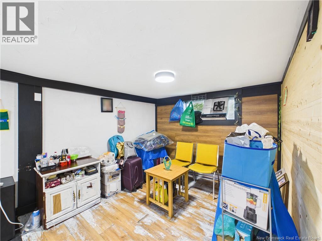 5 Storey Road - Image 34