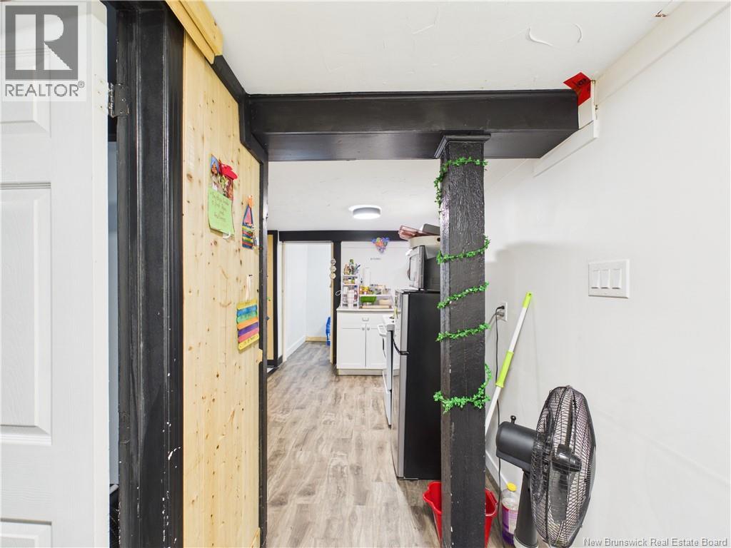 5 Storey Road - Image 37