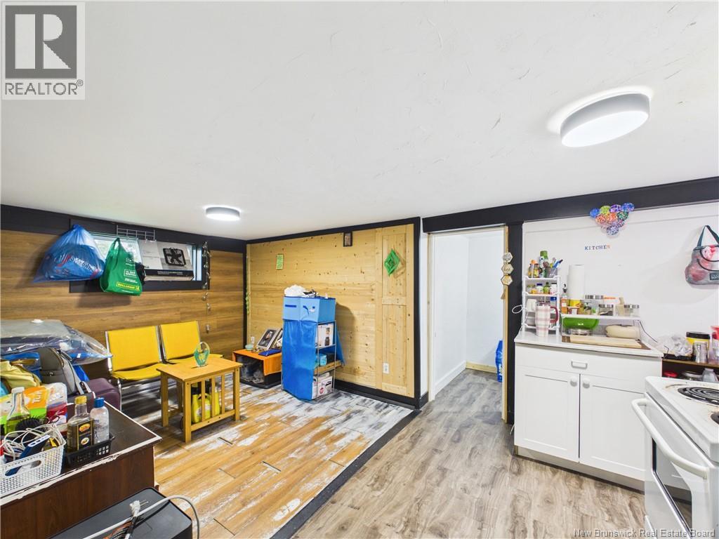 5 Storey Road - Image 38