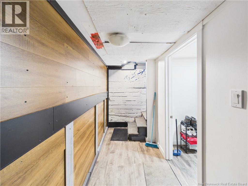 5 Storey Road - 41