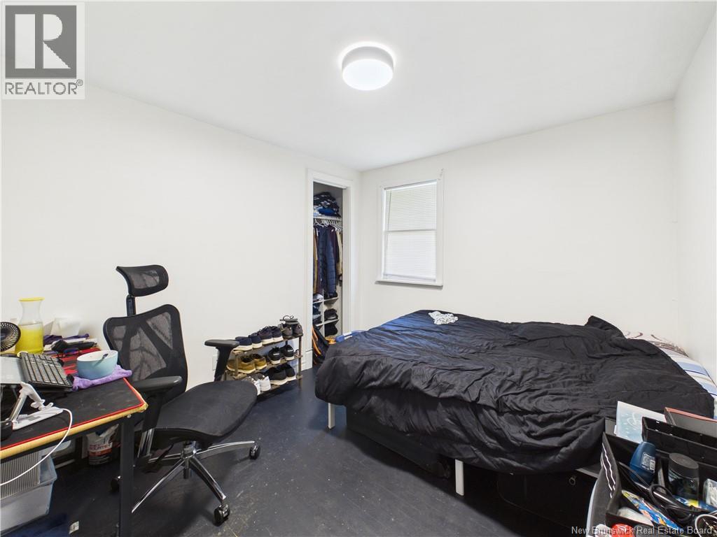 5 Storey Road - 21