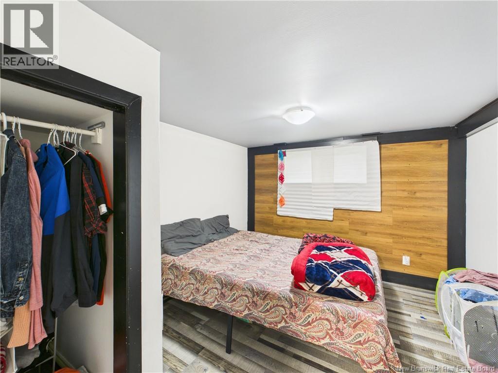 5 Storey Road - 36
