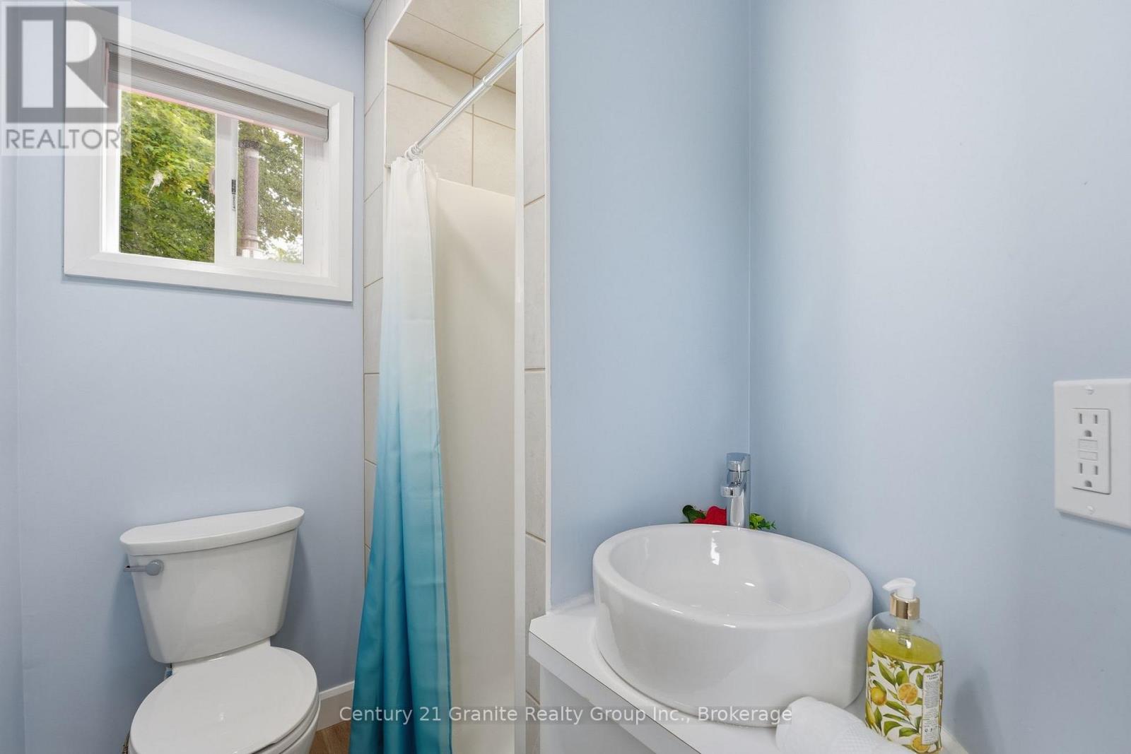 1742 ROSE ISLAND ROAD - 22