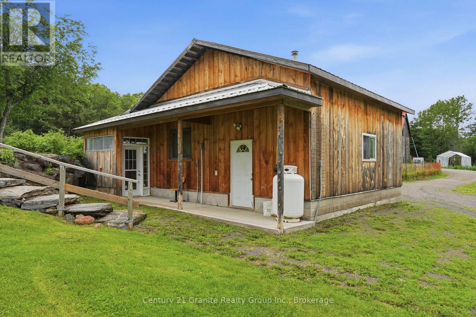 1742 ROSE ISLAND ROAD - 30