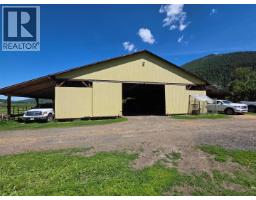 Primary Bedroom - 3260 Mcgillivray Creek Road, Kamloops, BC V0E1Z0 Photo 13