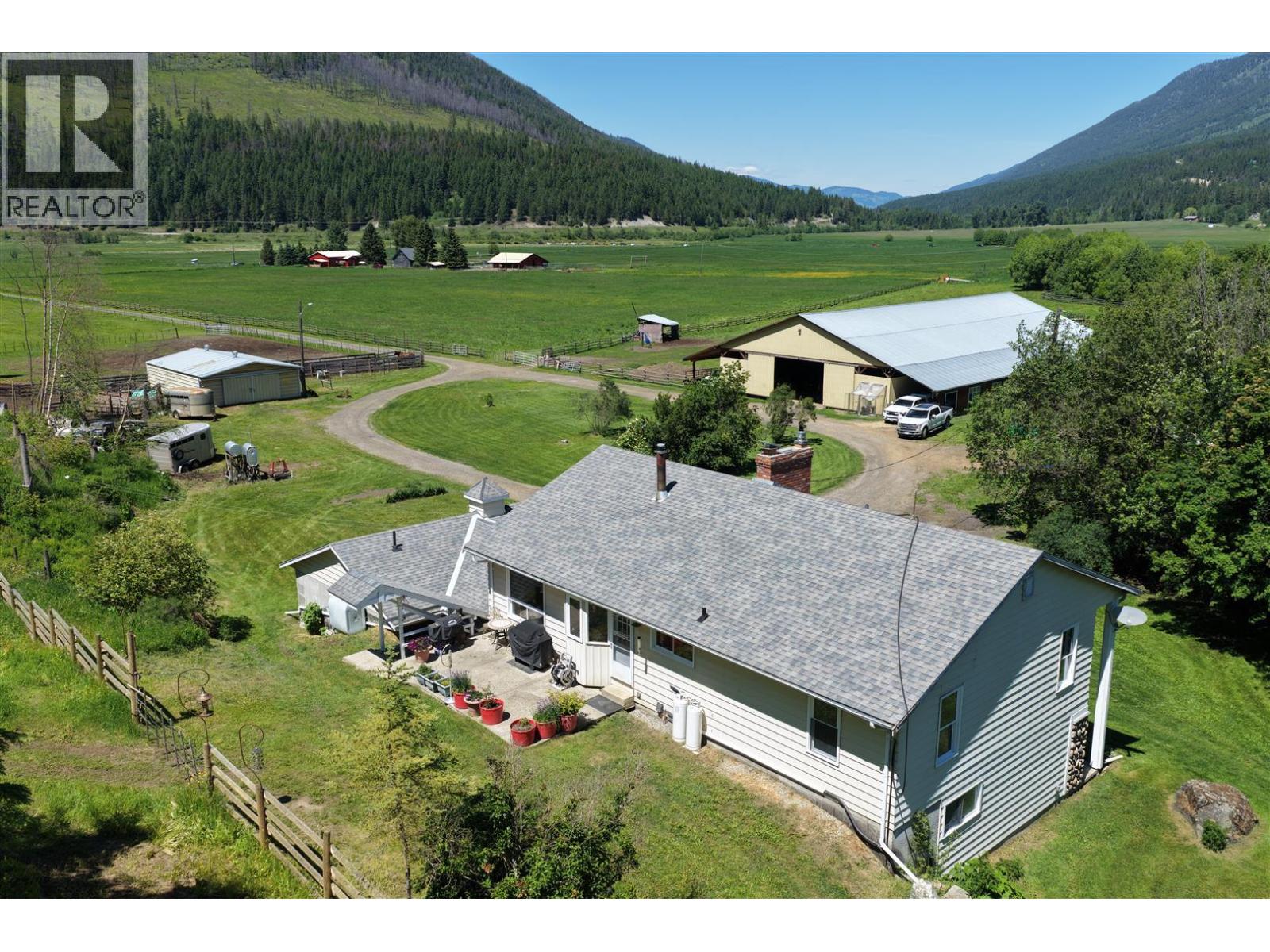 3260 McGillivray Creek Road - Image 8