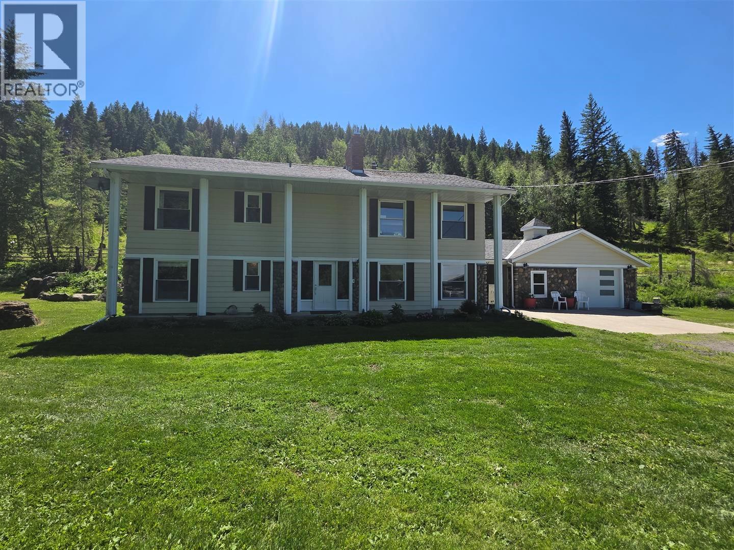 3260 McGillivray Creek Road - 37
