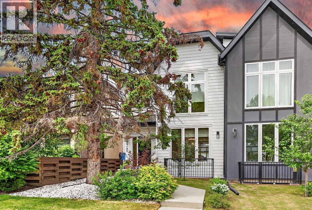 1746 49 Avenue SW - photo 2