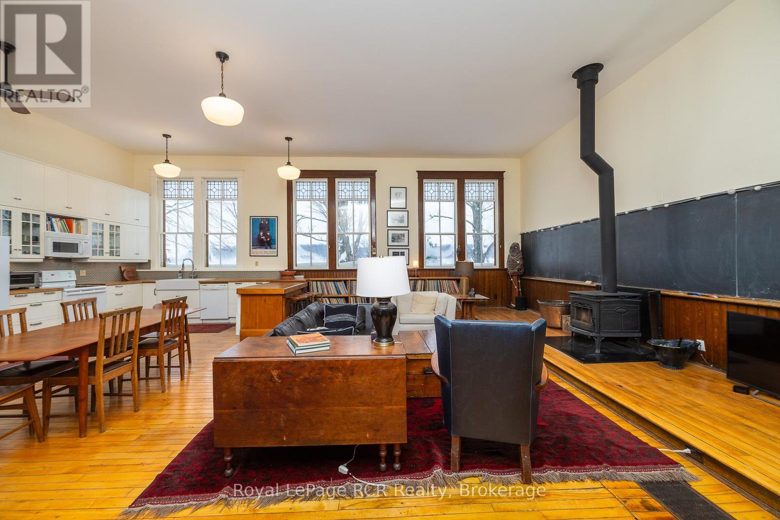 136630 GREY ROAD 12 - 13