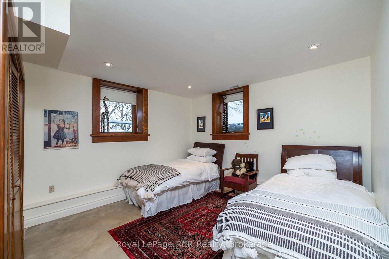 136630 GREY ROAD 12 - 25