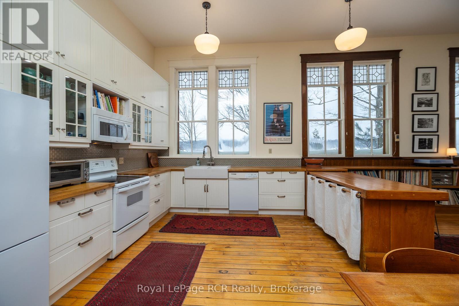 136630 GREY ROAD 12 - 7