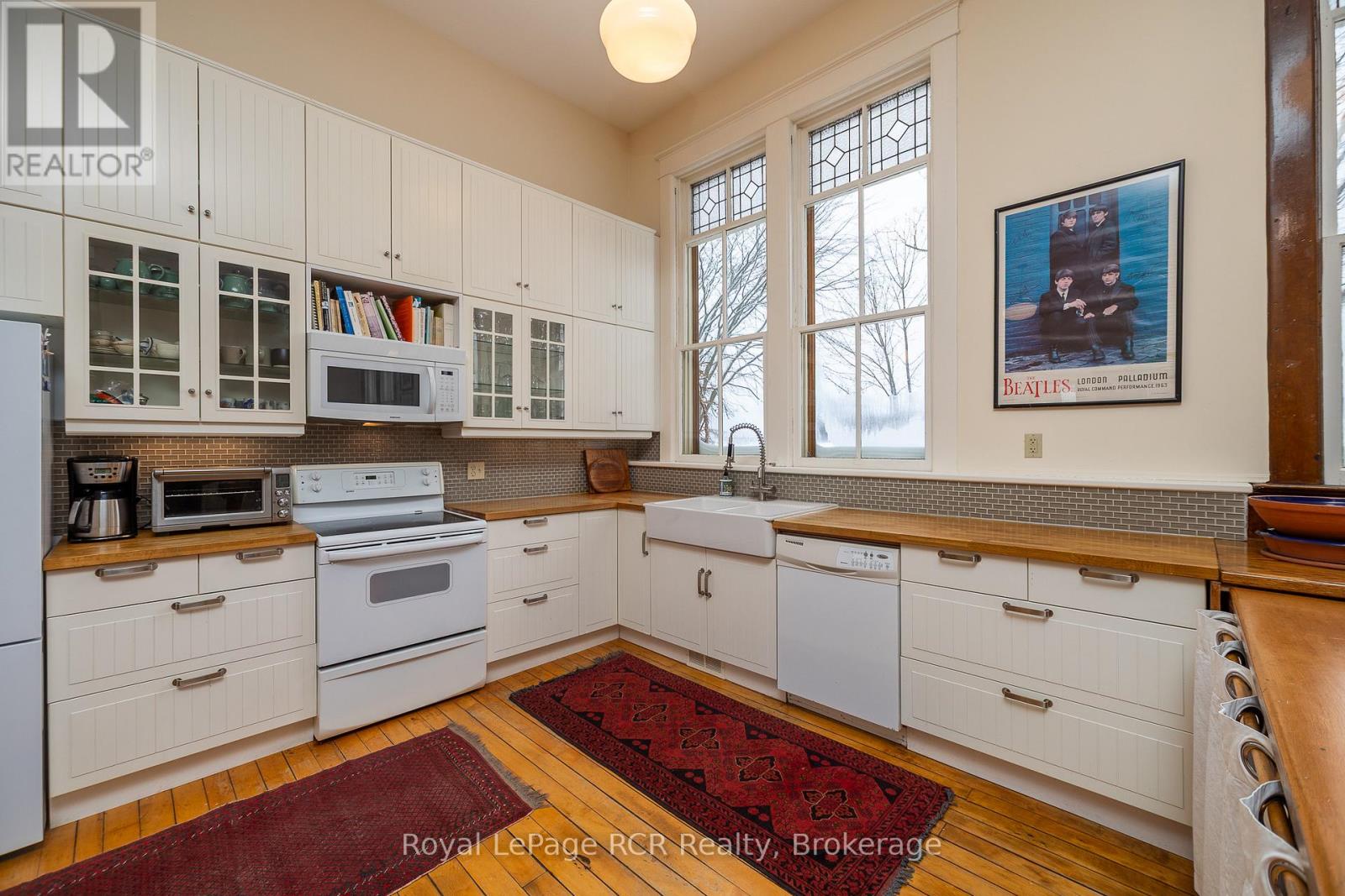 136630 GREY ROAD 12 - 8